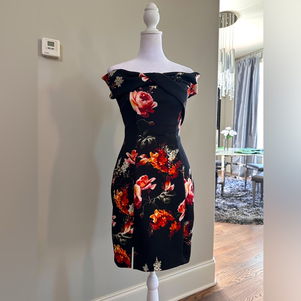 Guess strapless dress. Size small.